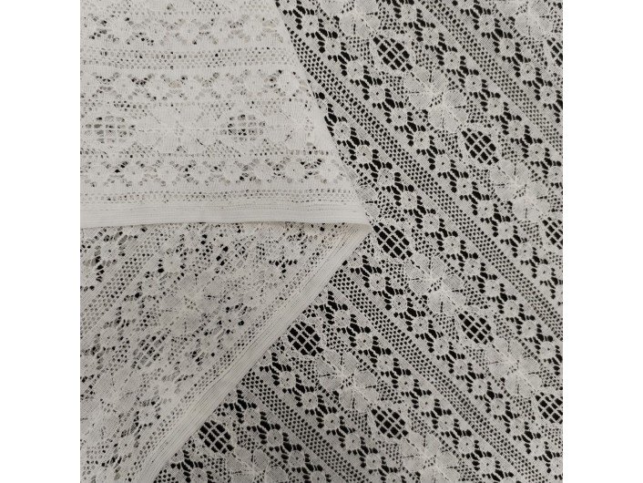 Кружевное полотно (гипюр) Кружевное полотно (гипюр)